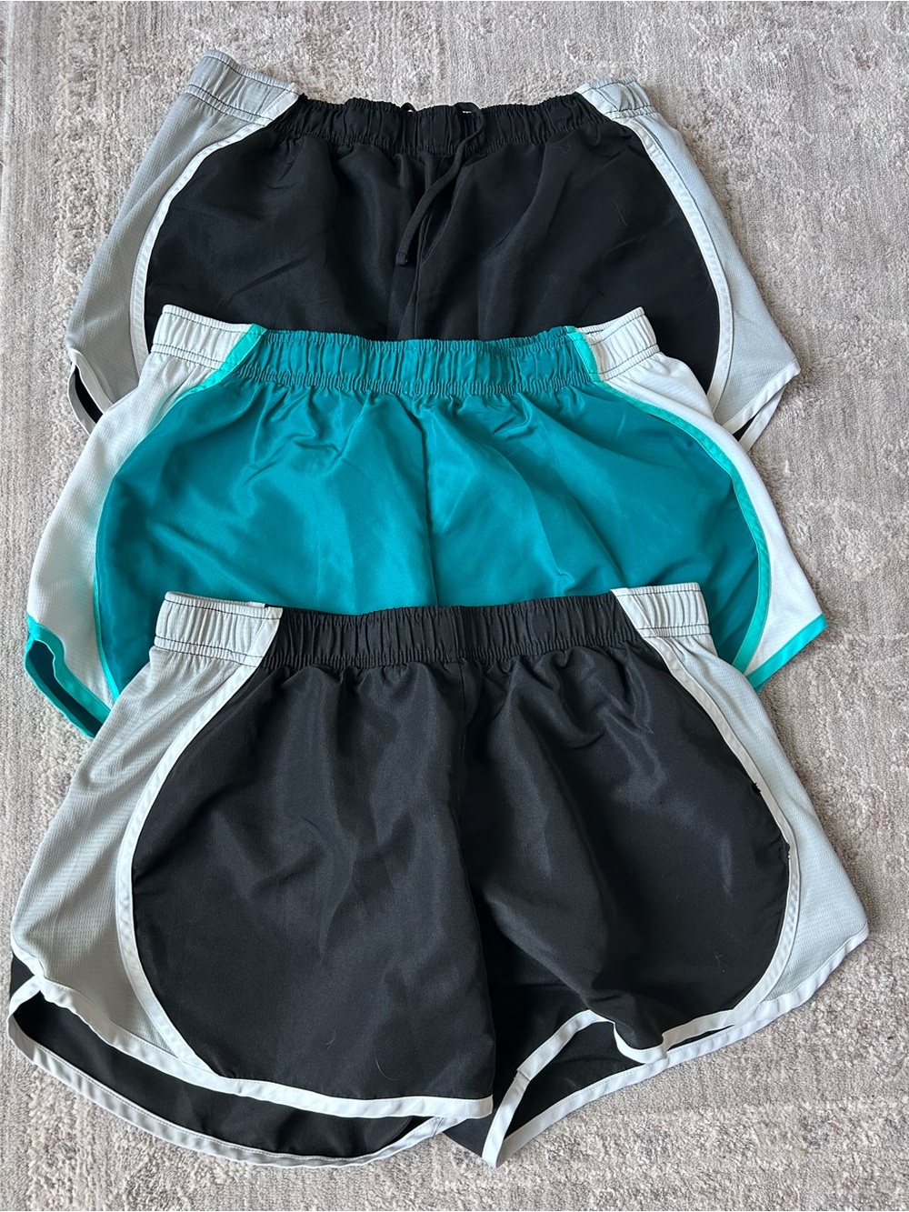 Danskin Now Short 3 Bundle Women’s Med 8-10 Colorblock Elastic Waist Performance